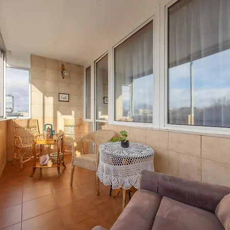 アパート Atmospheric In The Center With Air Conditioned Living By Renters